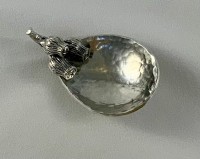 THREE GUMNUTS TEA SCOOP 